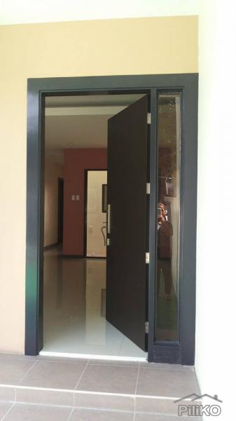 3 bedroom Townhouse for sale in Las Pinas