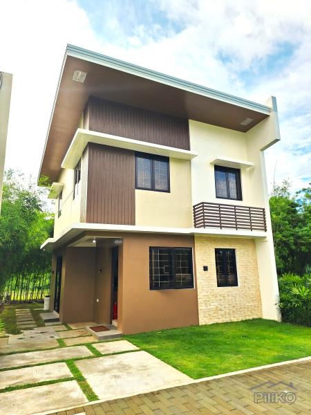 4 bedroom Houses for sale in Lipa - image 13
