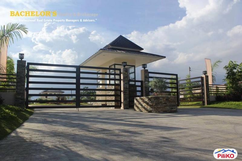 4 bedroom House and Lot for sale in Consolacion - image 12