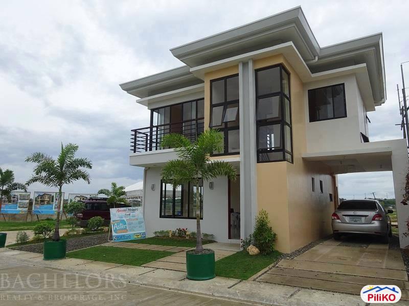 4 bedroom House and Lot for sale in Consolacion - image 2