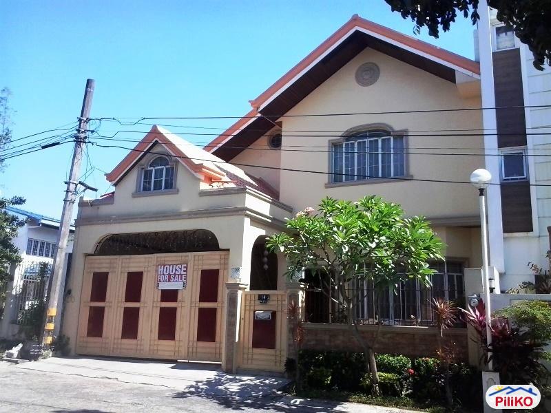 Pictures of 5 bedroom House and Lot for sale in Paranaque