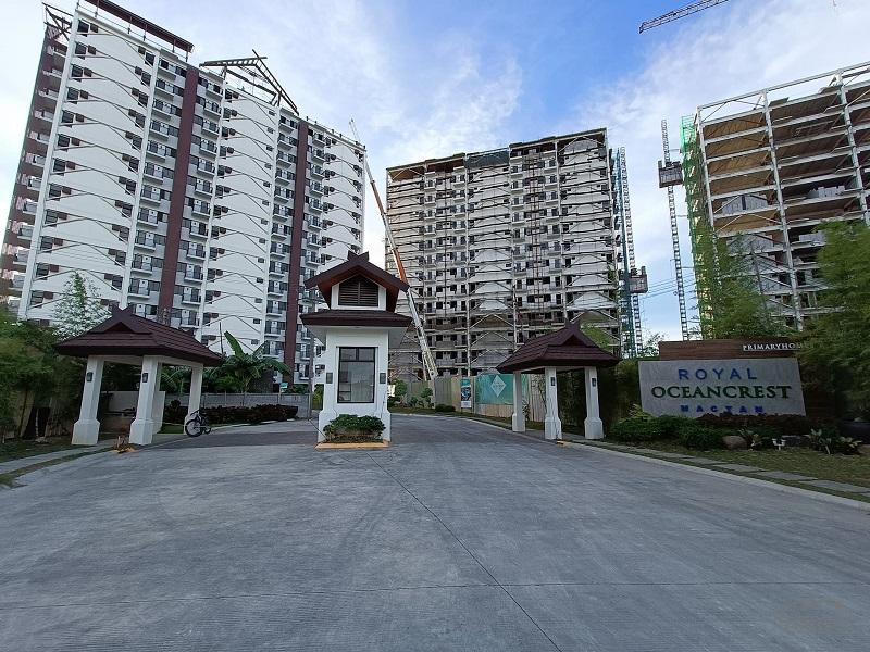 Condominium for sale in Lapu Lapu - image 5