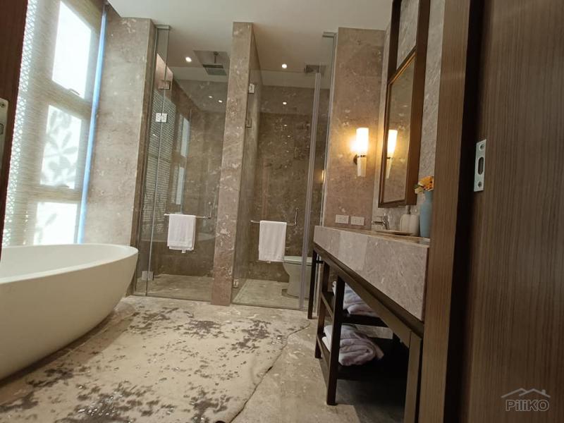 3 bedroom Condominium for sale in Lapu Lapu in Cebu - image