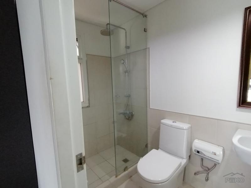 1 bedroom Condominium for rent in Makati - image 9
