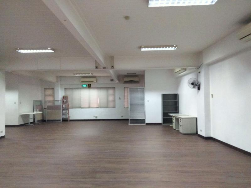 Office for rent in Pasay