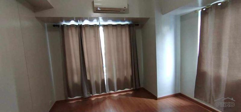 Picture of 2 bedroom Condominium for sale in Makati in Metro Manila