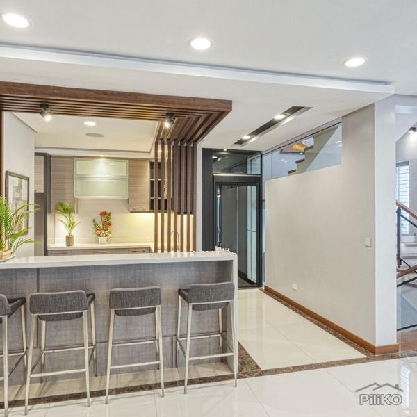 4 bedroom Townhouse for sale in Manila in Metro Manila - image