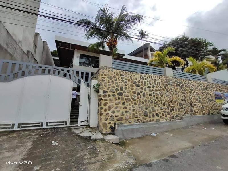 6 bedroom House and Lot for sale in Cebu City - image 2