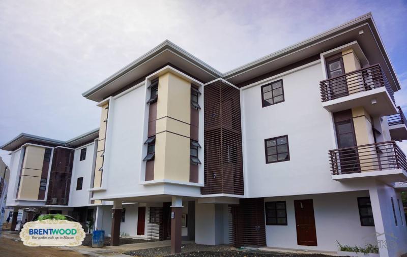Picture of 2 bedroom Condominium for sale in Lapu Lapu in Cebu