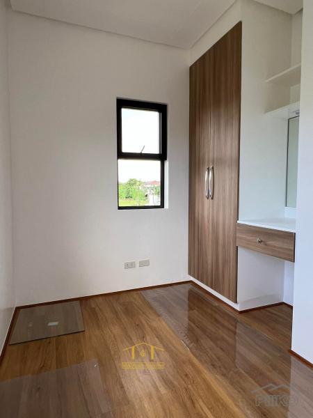 4 bedroom House and Lot for sale in Imus - image 9