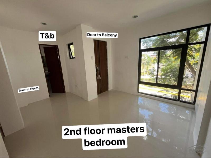 4 bedroom Townhouse for sale in Dasmarinas - image 13