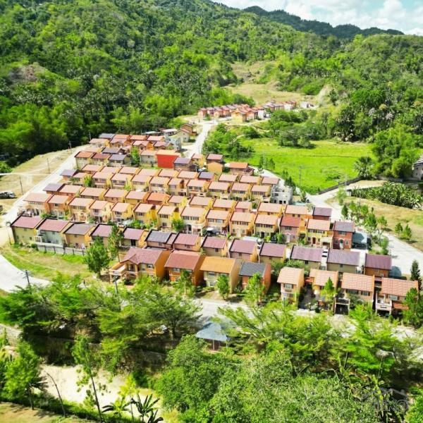 2 bedroom House and Lot for sale in Cebu City in Philippines