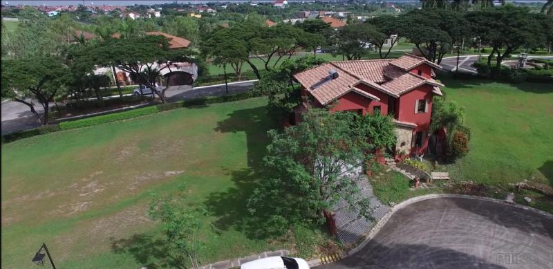 4 bedroom House and Lot for sale in Las Pinas - image 4