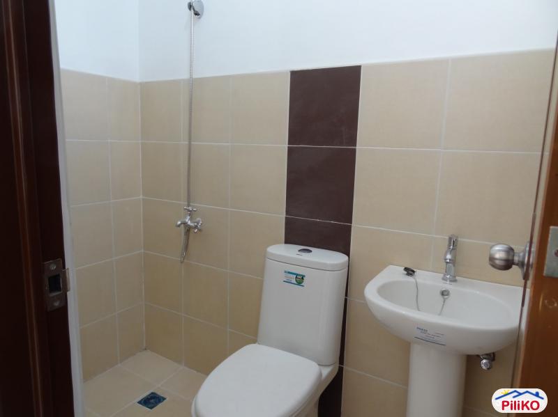 2 bedroom Townhouse for sale in Lapu Lapu in Philippines - image