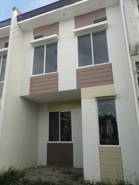 Picture of 3 bedroom Townhouse for sale in Lapu Lapu
