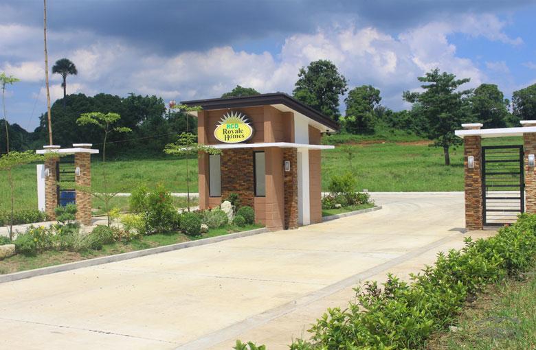 Picture of 2 bedroom House and Lot for sale in Tuy