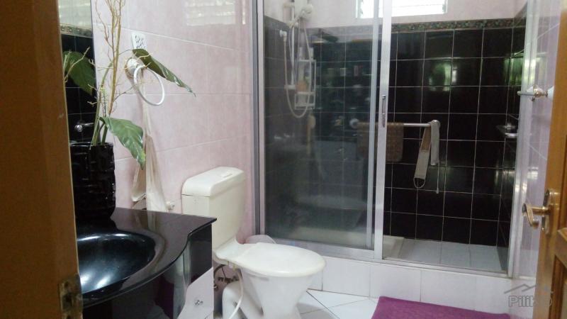 House and Lot for sale in Dumaguete - image 12