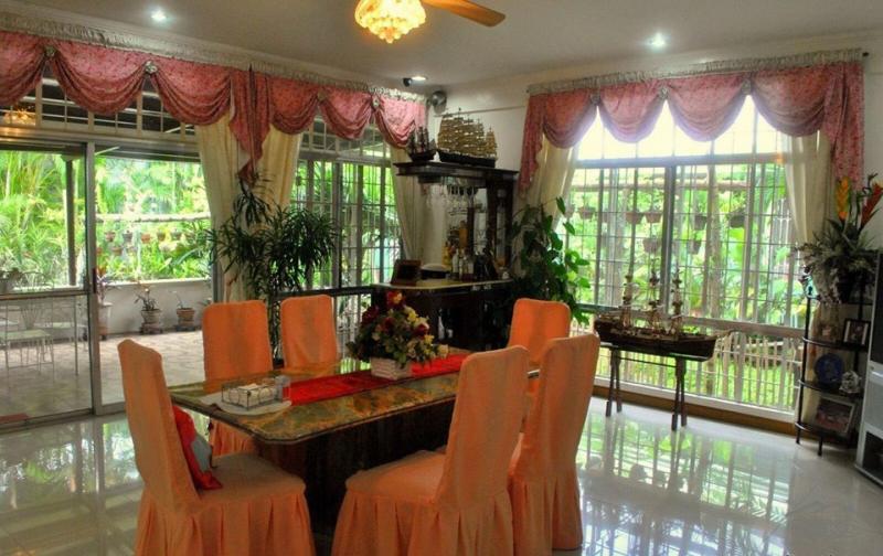 House and Lot for sale in Dumaguete - image 6