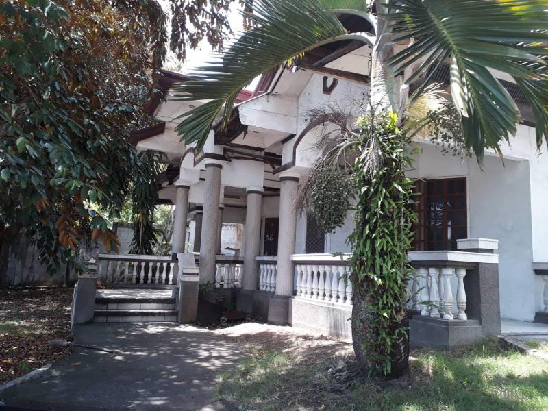 Picture of 5 bedroom House and Lot for sale in Larena