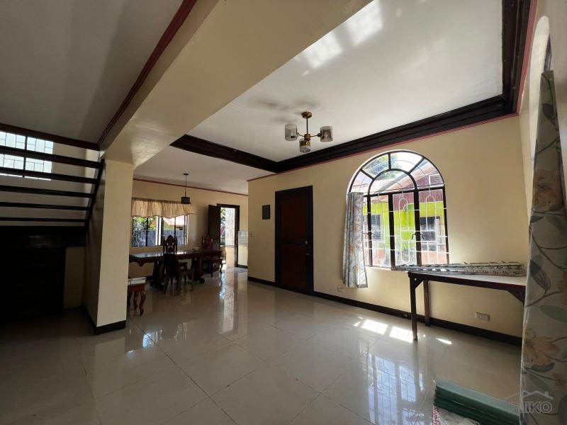 4 bedroom House and Lot for sale in Zamboanguita in Negros Oriental