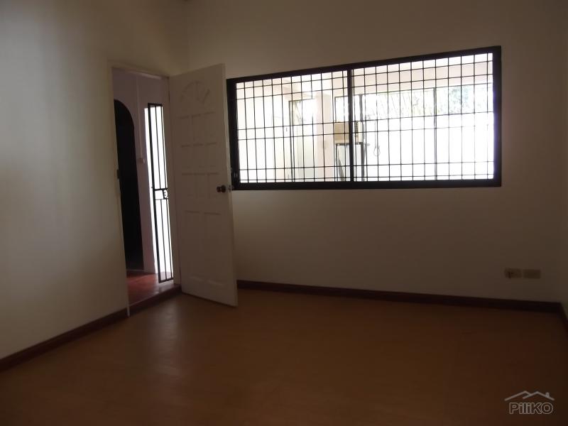 5 bedroom House and Lot for sale in Dumaguete - image 13