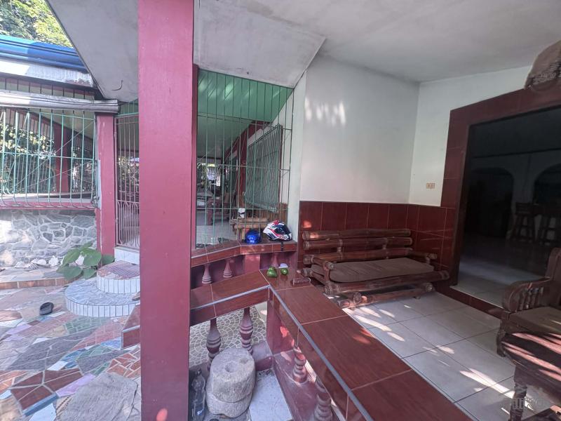 6 bedroom House and Lot for sale in Dumaguete in Philippines - image