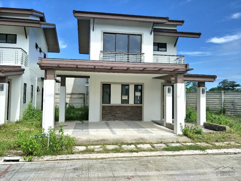 Picture of 4 bedroom House and Lot for sale in Lapu Lapu
