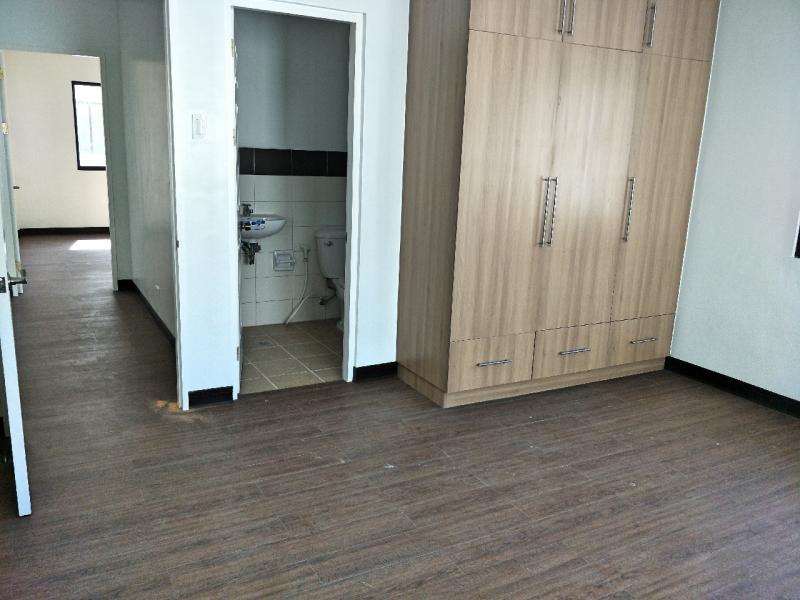 4 bedroom House and Lot for sale in Lapu Lapu - image 5