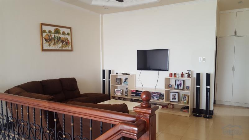 6 bedroom House and Lot for sale in Baliuag - image 5