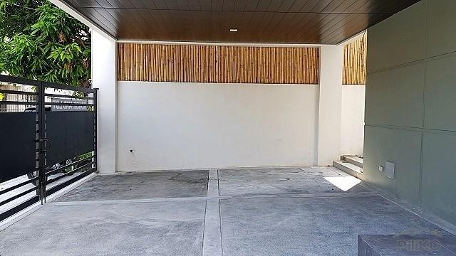 6 bedroom House and Lot for sale in Las Pinas - image 11