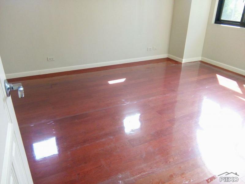 6 bedroom House and Lot for sale in Las Pinas - image 13
