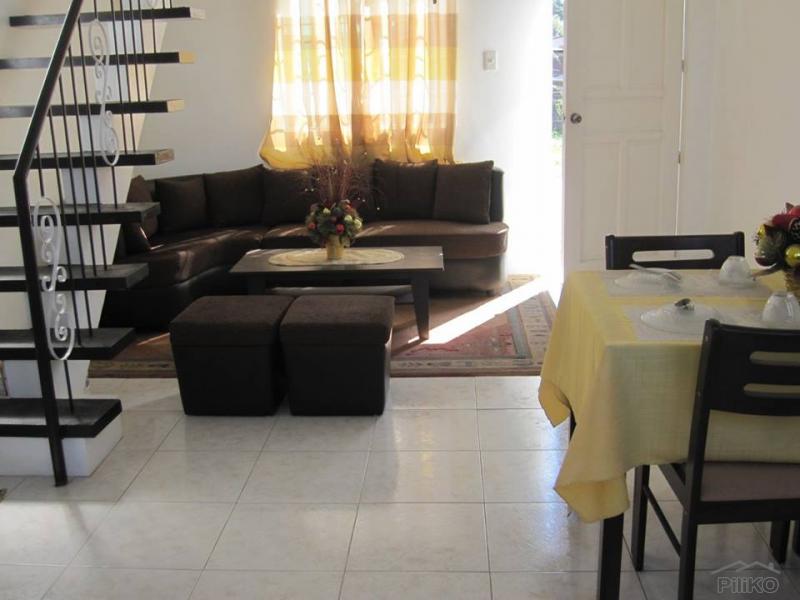 Townhouse for sale in San Mateo - image 2
