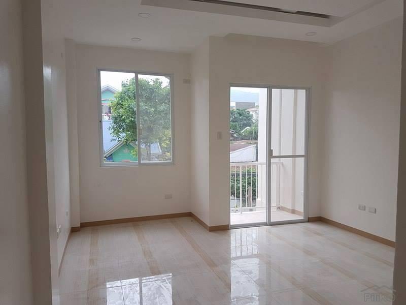 5 bedroom Townhouse for sale in Cebu City in Philippines