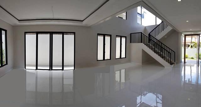 6 bedroom House and Lot for sale in Las Pinas in Philippines - image