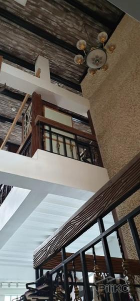 6 bedroom House and Lot for sale in Quezon City in Metro Manila - image