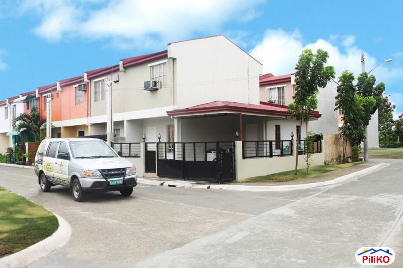 1 bedroom Villas for sale in Makati in Philippines