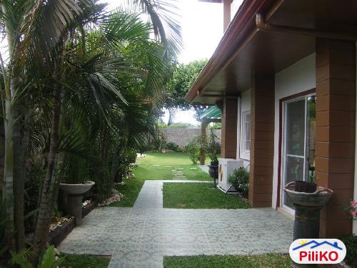 7 bedroom House and Lot for sale in Makati - image 5