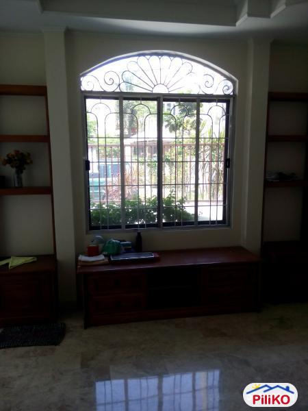 4 bedroom House and Lot for sale in Las Pinas in Metro Manila