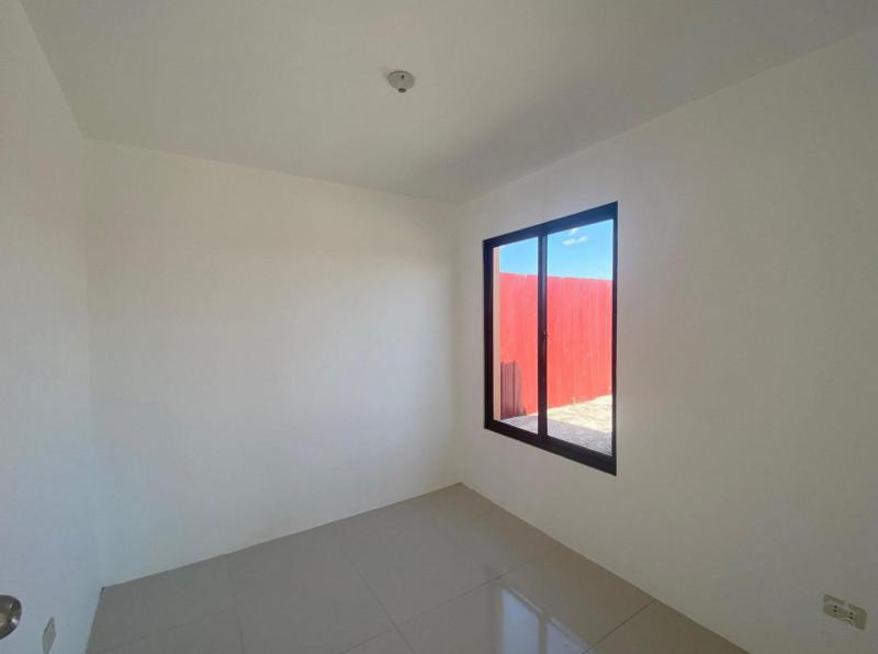 3 bedroom House and Lot for sale in Alaminos - image 5