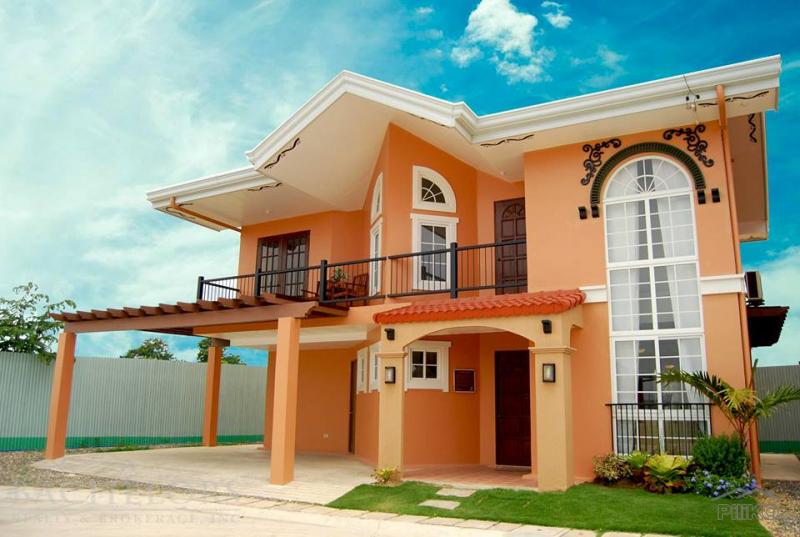 Picture of 6 bedroom House and Lot for sale in Lapu Lapu