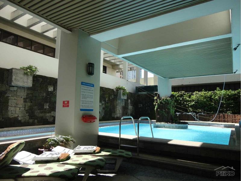 Pictures of 2 bedroom Condominium for rent in Makati