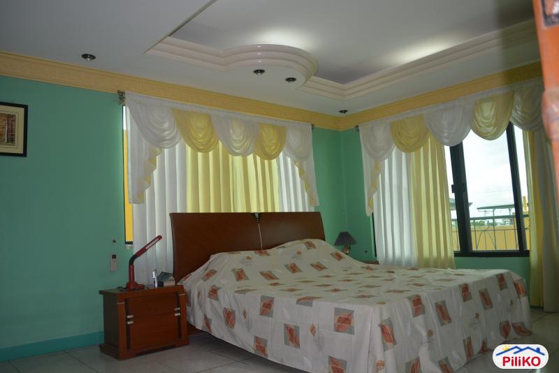 5 bedroom House and Lot for sale in Cebu City - image 8