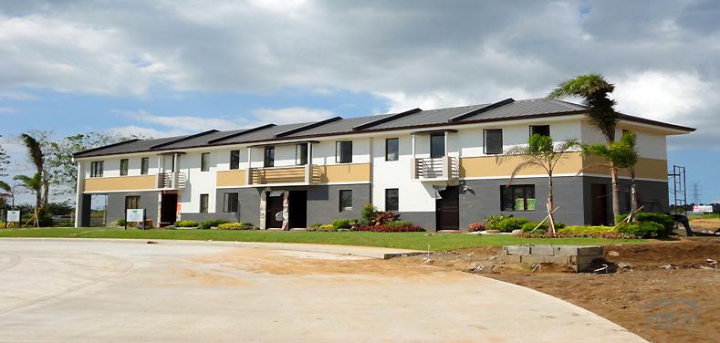2 bedroom Townhouse for sale in Lapu Lapu - image 3
