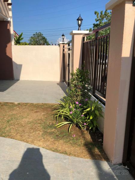 4 bedroom House and Lot for sale in Lapu Lapu in Philippines