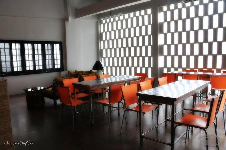 Dormitory for rent in Quezon City - image 9
