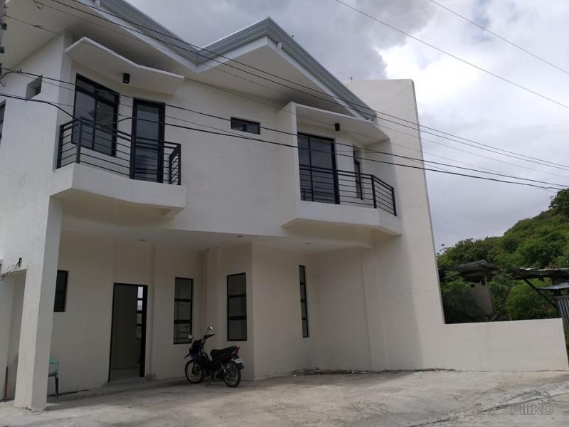 Pictures of 3 bedroom House and Lot for sale in Cebu City