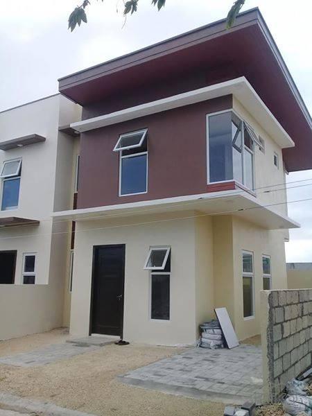 Picture of 3 bedroom House and Lot for sale in Lapu Lapu