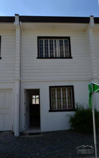 Pictures of 2 bedroom Townhouse for sale in San Mateo