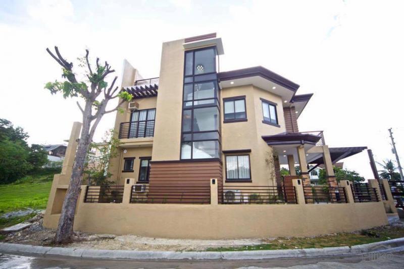 Pictures of 4 bedroom House and Lot for sale in Consolacion
