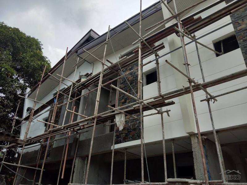 4 bedroom House and Lot for sale in Talisay in Philippines - image